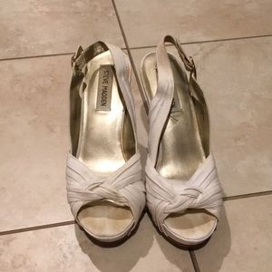 Steve Madden White Fabric sandals